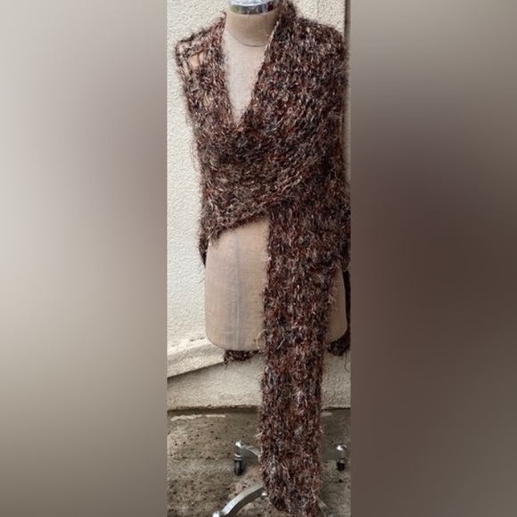 Chico’s boho hippie artsy scarf to be worn so many ways. Spoof up any outfit. - Picture 1 of 13